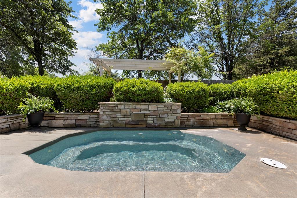 Shawnee, Oklahoma 74804, United States, 4 Bedrooms Bedrooms, ,3 BathroomsBathrooms,Residential,Active,153340