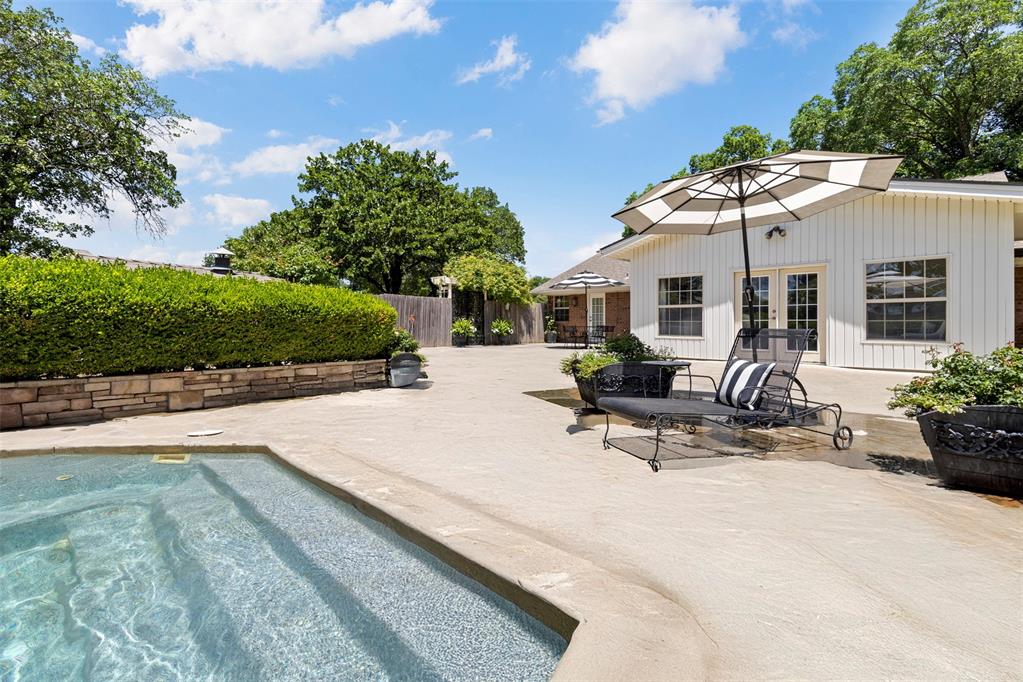 Shawnee, Oklahoma 74804, United States, 4 Bedrooms Bedrooms, ,3 BathroomsBathrooms,Residential,Active,153340