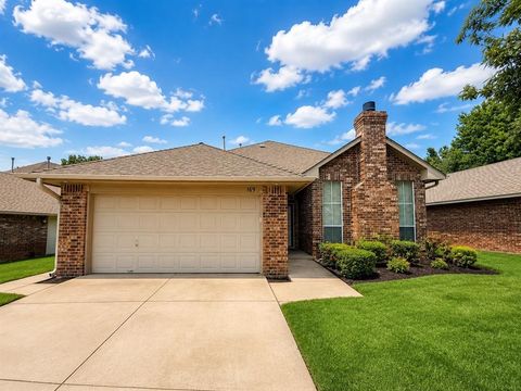 Photo of 169 Stonebrook Lane, Edmond, OK 73003 (MLS # 1236249)