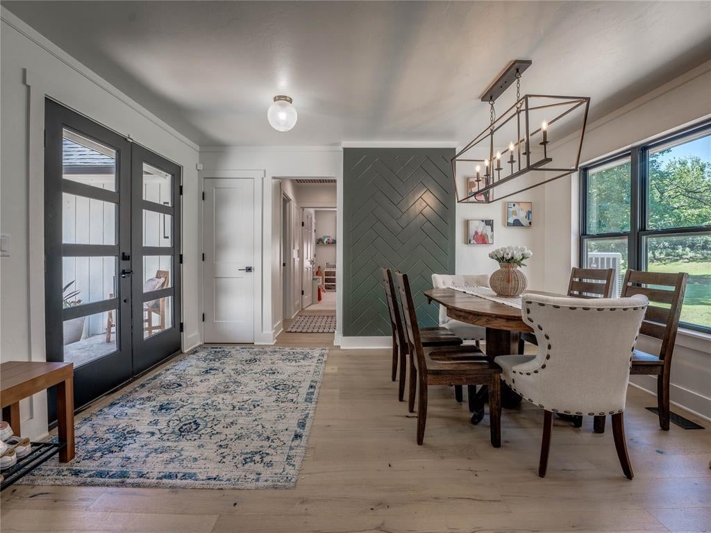 2221 W College Avenue - Photo 3