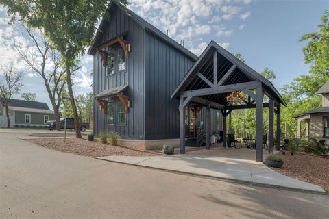 Photo of 29370 Cottage Woods Road, Norman, OK 73072 (MLS # 1228232)