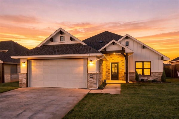 4817 MISTY WOOD LN, MUSTANG, OK 73064 - Image 21e091fc2ffdc996380c059b0d331f52/4177858918