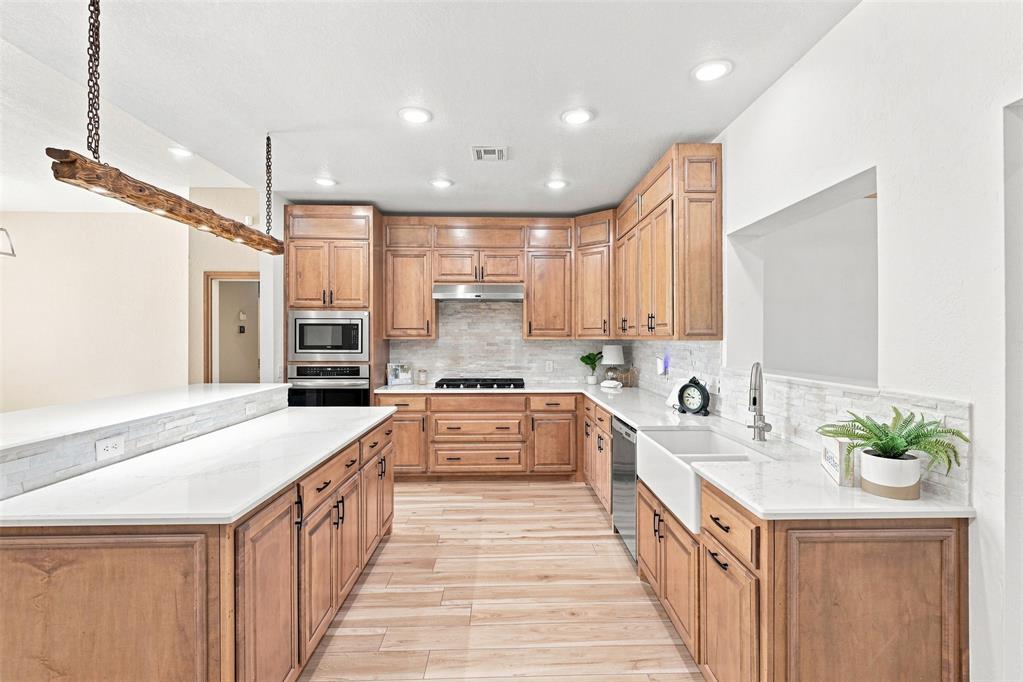 2020 Kyle Drive - Photo 2