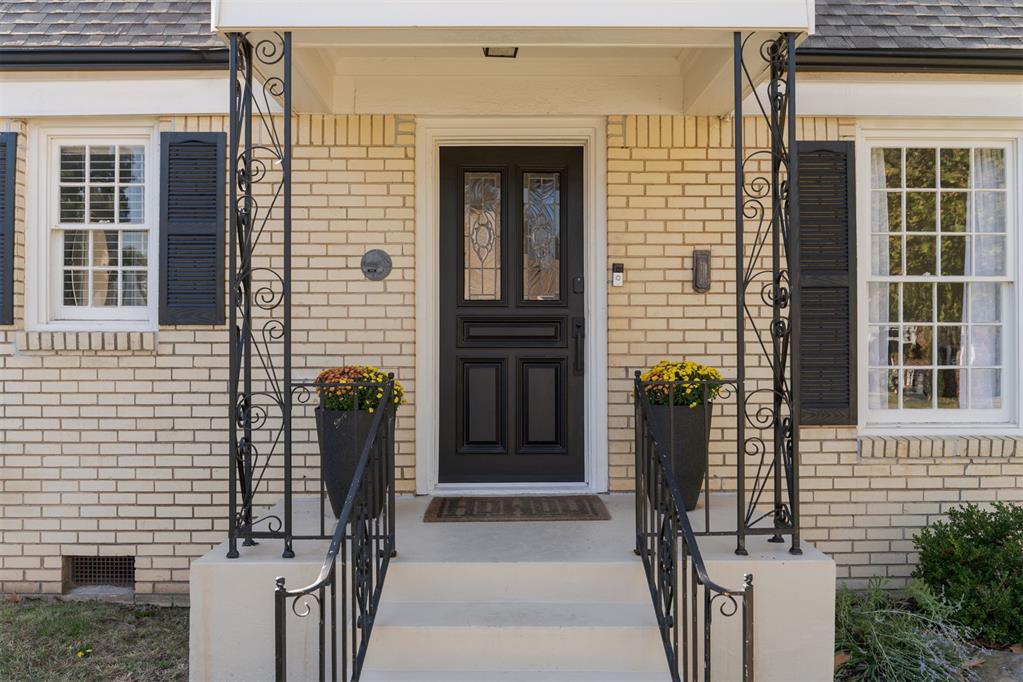 2220 NW 29th Street