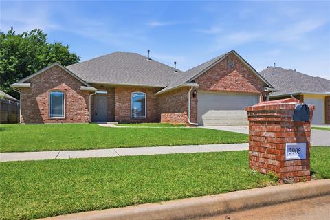 Photo of 3905 Ashley Terrace, Yukon, OK 73099 (MLS # 1228788)