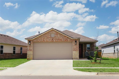 Photo of 10329 NW 18th Street, Oklahoma City, OK 73127 (MLS # 1251235)