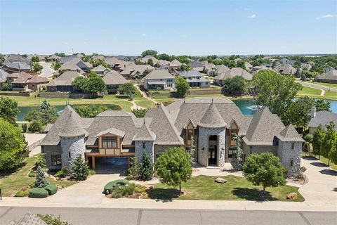 Photo of 4616 Lake Front Drive, Edmond, OK 73034 (MLS # 1227230)