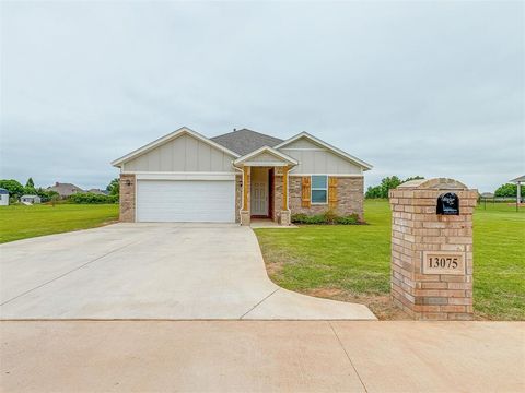 Photo of 13075 Mannington Road, Edmond, OK 73025 (MLS # 1226621)