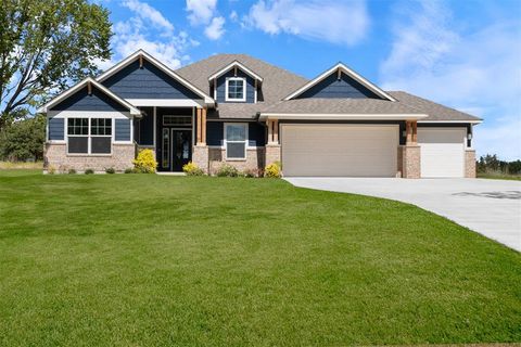 Photo of 17427 240th Street, Washington, OK 73093 (MLS # 1213644)