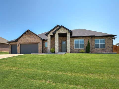 Photo of 11406 Blue Heron Creek, Guthrie, OK 73044 (MLS # 1239646)