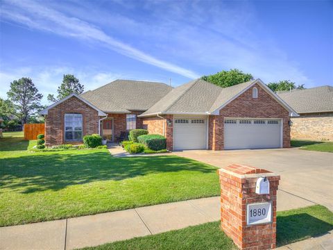 Photo of 1880 N Lariat Trail, Edmond, OK 73012 (MLS # 1227448)