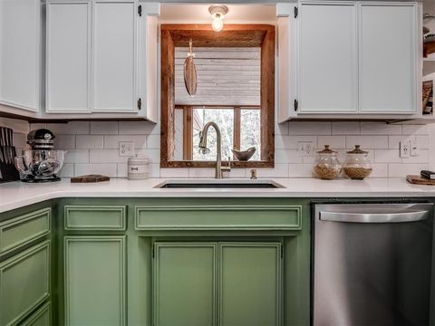 Photo of 2319 Bent Trail Circle, Edmond, OK 73012 (MLS # 1218511)