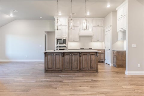 Photo of 11724 Narrow Way, Guthrie, OK 73044 (MLS # 1228692)