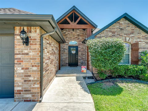 Photo of 1724 W Blake Way, Mustang, OK 73064 (MLS # 1234057)