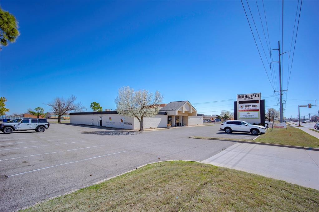 400 N Eastern Avenue