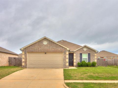 Photo of 215 Waterside Drive, Newcastle, OK 73065 (MLS # 1225969)