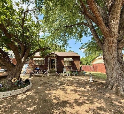 Photo of 4219 NW 14th Street, Oklahoma City, OK 73107 (MLS # 1244930)