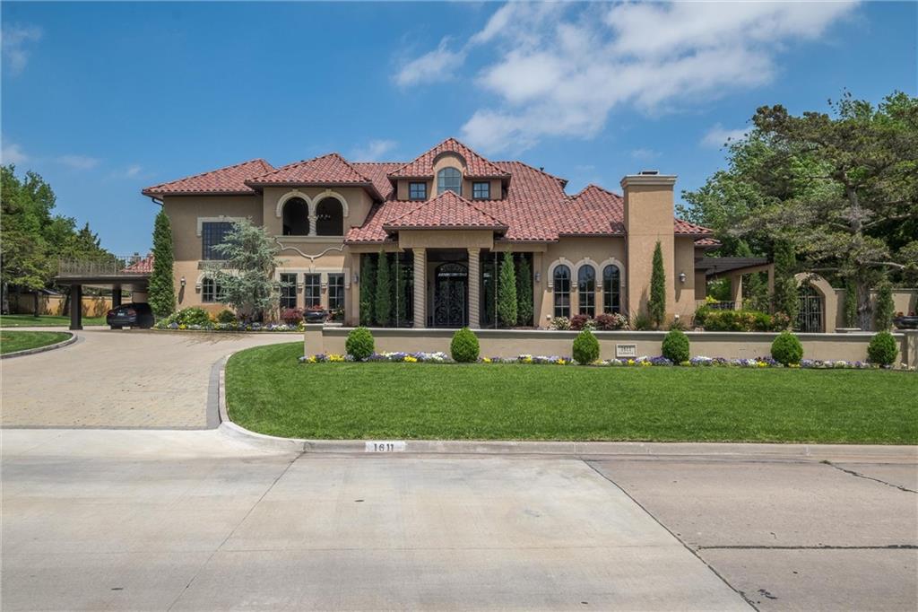 Photo 1 of 29 — 1611 Guilford Lane, Nichols Hills, OK 73120