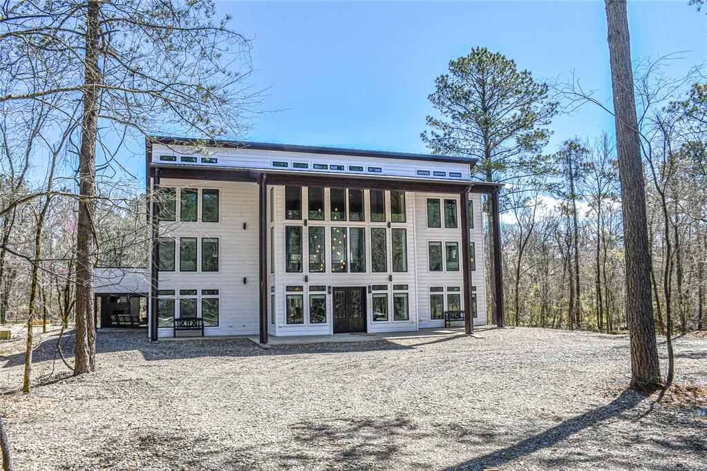 Broken Bow, Oklahoma, 74728, United States, 6 Bedrooms Bedrooms, ,7 BathroomsBathrooms,Residential,Active,2029721
