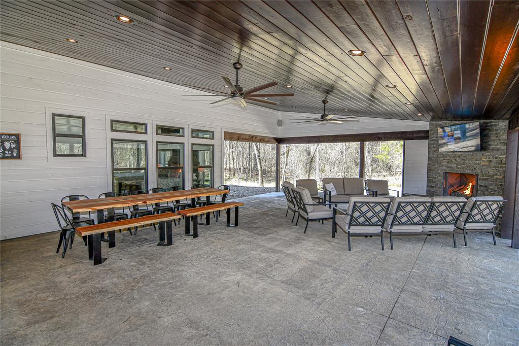 Broken Bow, Oklahoma, 74728, United States, 6 Bedrooms Bedrooms, ,7 BathroomsBathrooms,Residential,Active,2029721