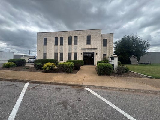 110 E FRANKLIN AVE STE 102, WEATHERFORD, OK 73096 - Image 2c8d1cfbc93bcafbbe8527e2740997bc/188001539