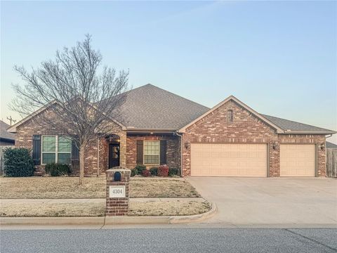 Photo of 4304 St Augustine Street, Mustang, OK 73064 (MLS # 1213435)