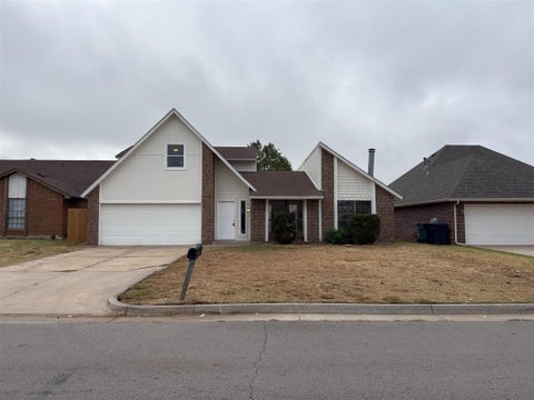 Photo of 8405 NW 109th Street, Oklahoma City, OK 73162 (MLS # 1252814)