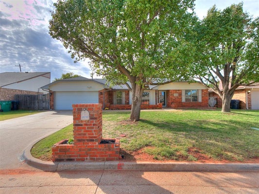11913 SYLVESTER DR, OKLAHOMA CITY, OK 73162 - Image 2d4e73c450d22a95c11cae075c076cef/4037874684