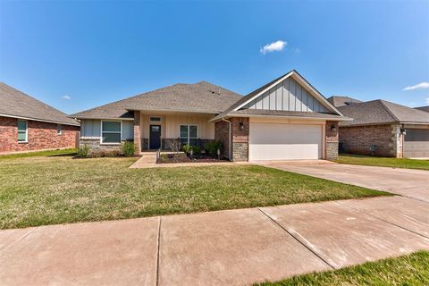 Photo of 4205 NW 156th Court, Edmond, OK 73013 (MLS # 1225449)