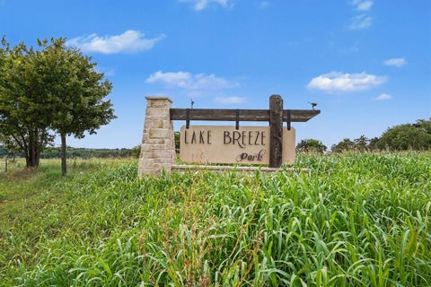 Photo of 6256 Lake Breeze Drive, Guthrie, OK 73044 (MLS # 1235369)