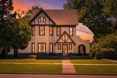 Photo of 3715 N McKinley Avenue, Oklahoma City, OK 73118 (MLS # 1228833)