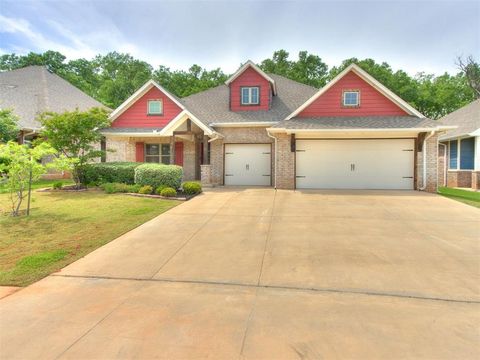 Photo of 516 Side Track Road, Yukon, OK 73099 (MLS # 1228186)