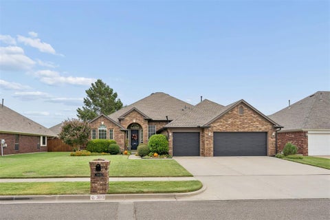 Photo of 3813 Lorings Road, Norman, OK 73072 (MLS # 1251656)