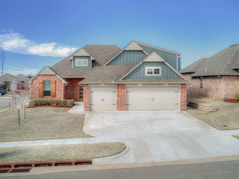 Photo of 9321 NW 90th Street, Yukon, OK 73099 (MLS # 1230608)