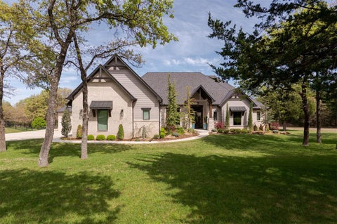 Photo of 6517 Mystic Valley Drive, Edmond, OK 73034 (MLS # 1240142)