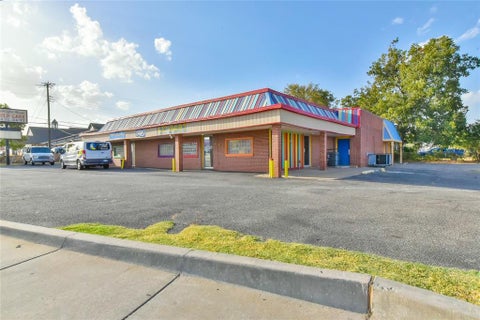 Photo of 801 SW 59th Street, Oklahoma City, OK 73109 (MLS # 1249902)