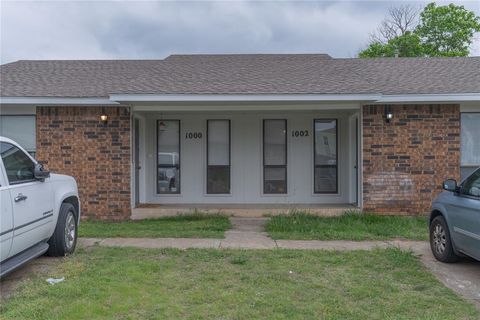 Photo of 1000 Acacia Circle, Noble, OK 73068 (MLS # 1225211)