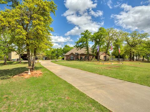 Photo of 11597 273rd Street, Blanchard, OK 73010 (MLS # 1223538)