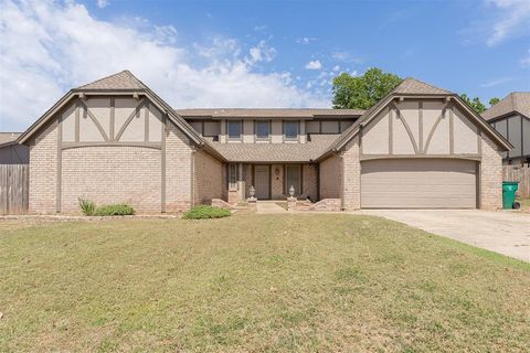 Photo of 8816 Rolling Green Avenue, Oklahoma City, OK 73132 (MLS # 1229728)