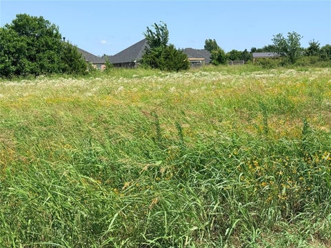 Photo of 4391 Largo LK, Edmond, OK 73025 (MLS # 1233980)