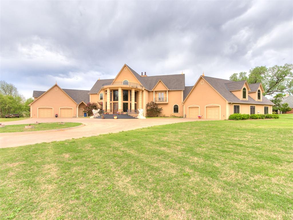 Photo 1 of 50 — 1801 W Carolina Avenue, Chickasha, OK 73018