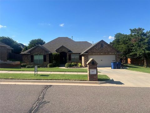 Photo of 607 Bailey Street, Blanchard, OK 73010 (MLS # 1235288)