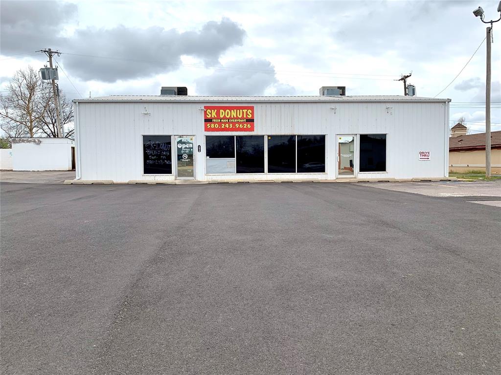 1926 W. 3rd Street,Elk City, OK