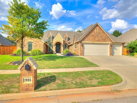 Photo of 1905 NW 193rd Circle, Edmond, OK 73012 (MLS # 1250855)