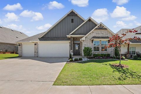 Photo of 18721 Big Cedar Way, Edmond, OK 73012 (MLS # 1227792)