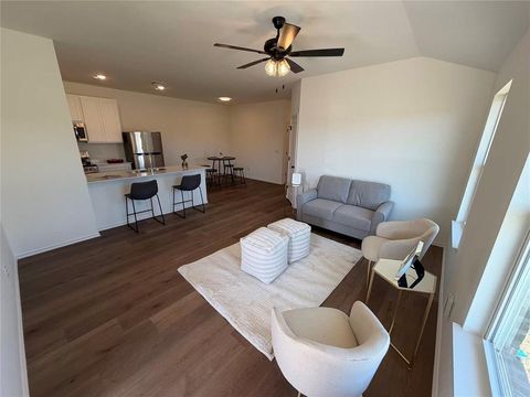 Photo of 304 Liam Drive, Yukon, OK 73099 (MLS # 1230421)