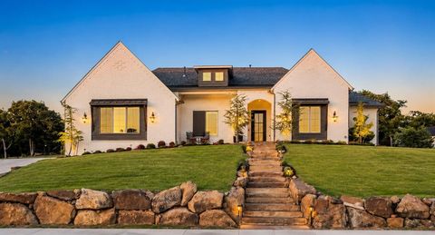 Photo of 9600 Autumn Park Lane, Oklahoma City, OK 73151 (MLS # 1229174)