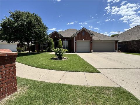 Photo of 4409 WHITMERE Court, Norman, OK 73072 (MLS # 1230462)