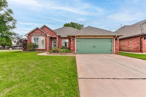 Photo of 14020 Korbyn Drive, Yukon, OK 73099 (MLS # 1229802)