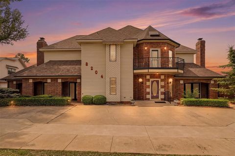 Photo of 8204 Brownsville Lane, Bethany, OK 73008 (MLS # 1224154)